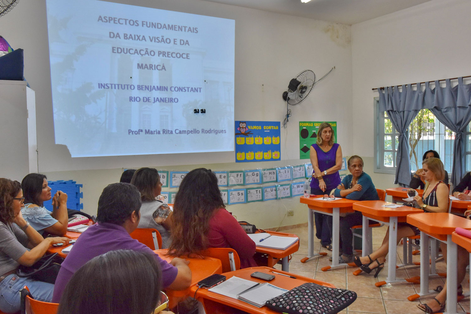 Capacitação de professores de Maricá (RJ) sobre Baixa Visão e Educação Precoce